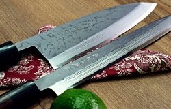 Jedna stal w rękach dwóch mistrzów - japońskie noże Hideo Kitaoka i Sirou Kamo