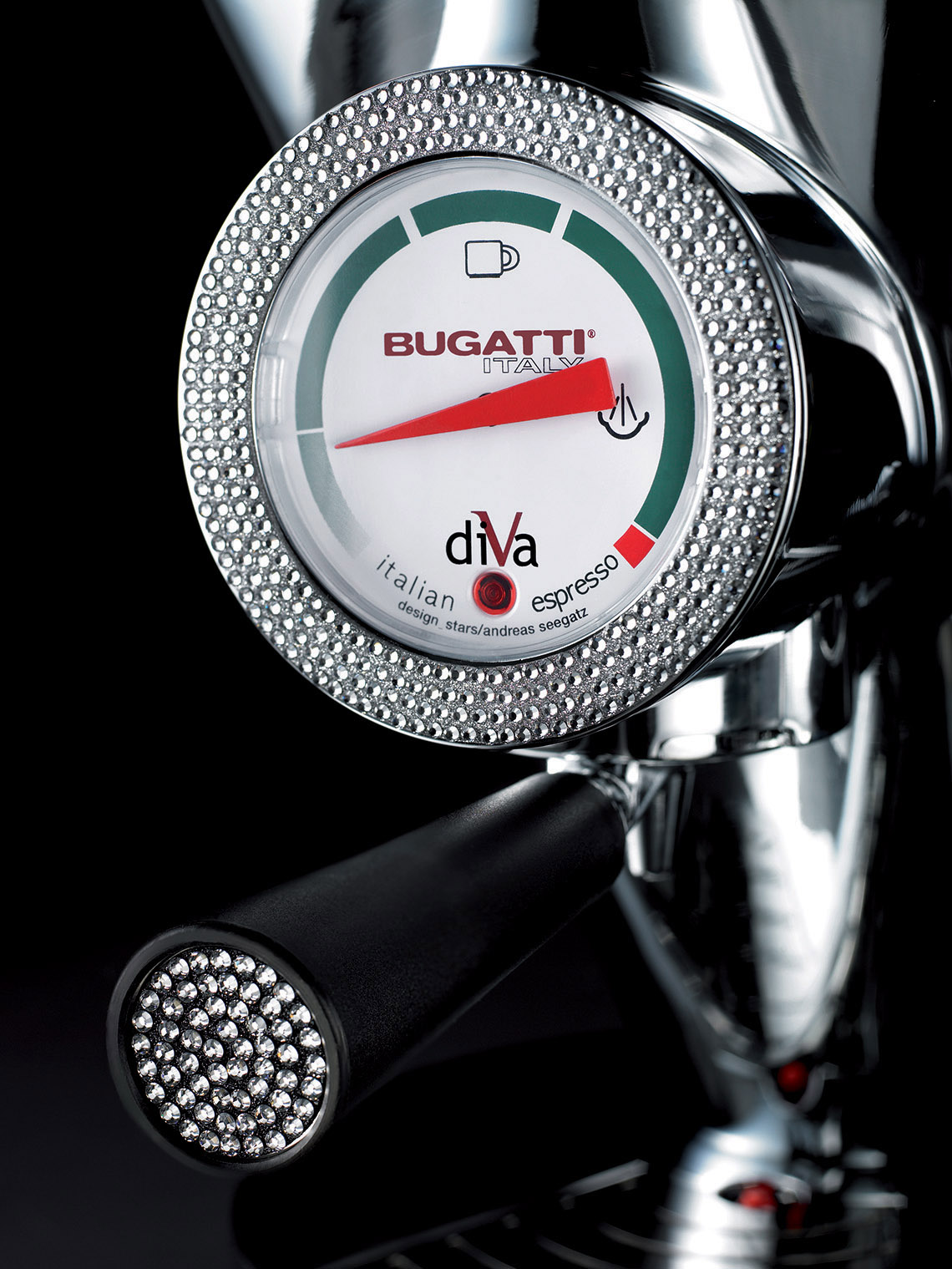 Pokryte kryształkami AGD Bugatti to prawdziwe dzieło sztuki rzemieślniczej